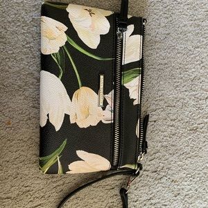 Dana Buchman wristlet white tulip. Part of set